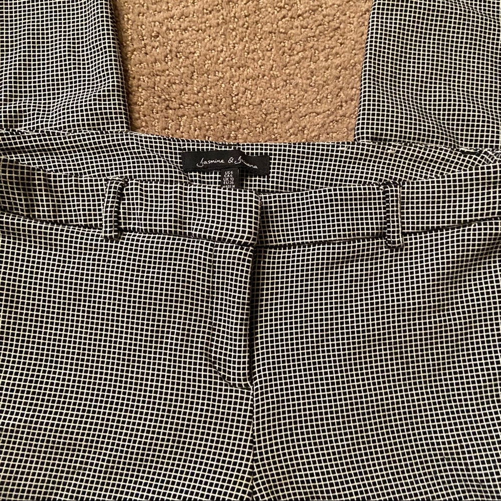Checkered stretchy pants